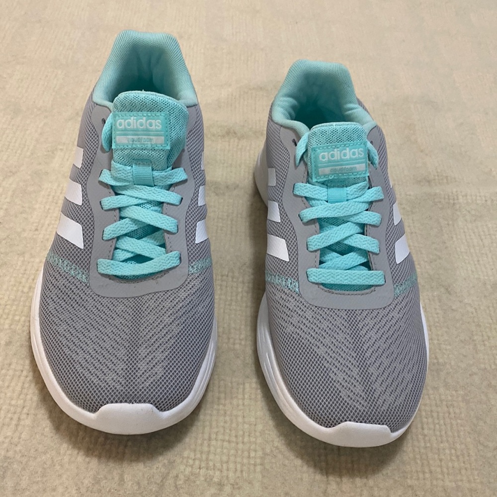 Adidas Cloud Foam Neo Running  Shoe  HWA 1Y3001.  Wom US 7.5